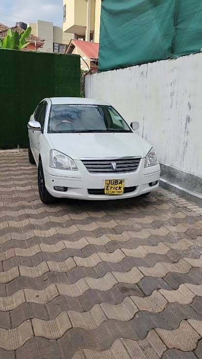Toyota Noah 2006 Pearl
