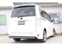 Toyota Noah 2006 Pearl