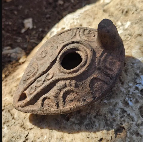 Handcrafted Clay Lamps
