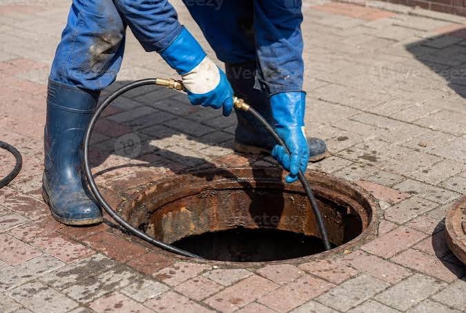 Deep Sewer Manhole & Underground Waste Line Cleaning