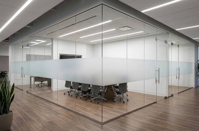 Frameless Tempered Glass Office Partition & Patch